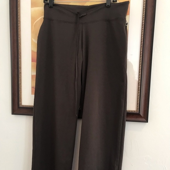 Brown Yoga Pants - Picture 3 of 6